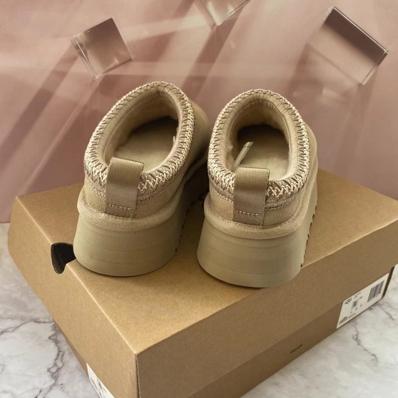 Slip Classic Ultra Mini BootChestnut (Women's) - Picture 3 of 4